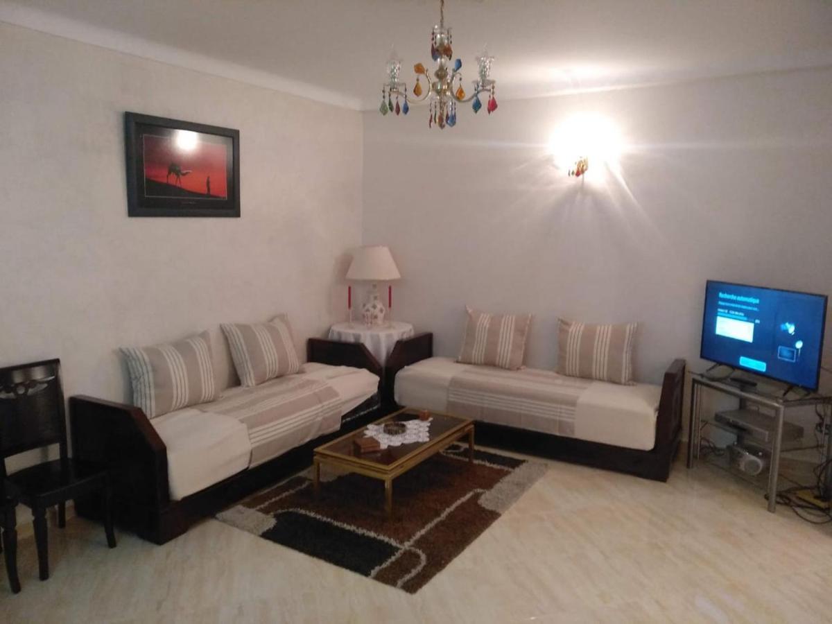 Apartment Centre แมกเนส ภายนอก รูปภาพ